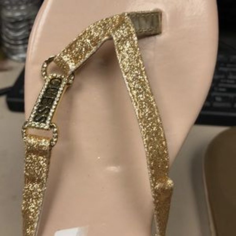 NWT Guess Shoes/Sandals Rose Color - Picture 4 of 6